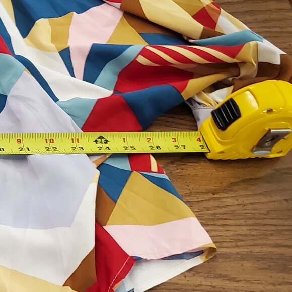 BNWT Jodifl Los Angeles  Multicolor Abstract Blouse- Size Large - Picture 7 of 8